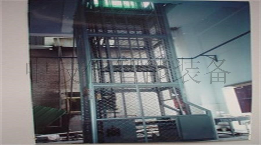 托盘式连续升降机